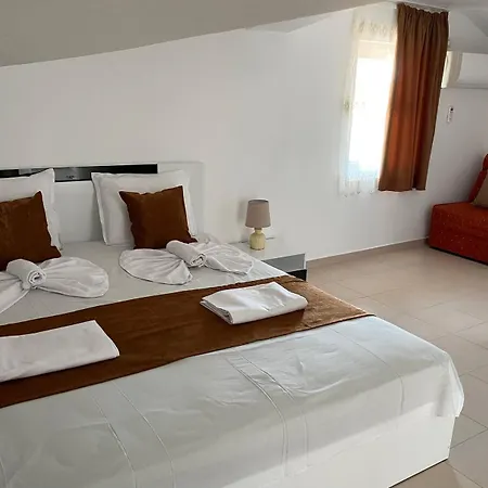 Casa de hóspedes канаванс - 2 минути до плажа, Free Parking And Wifi